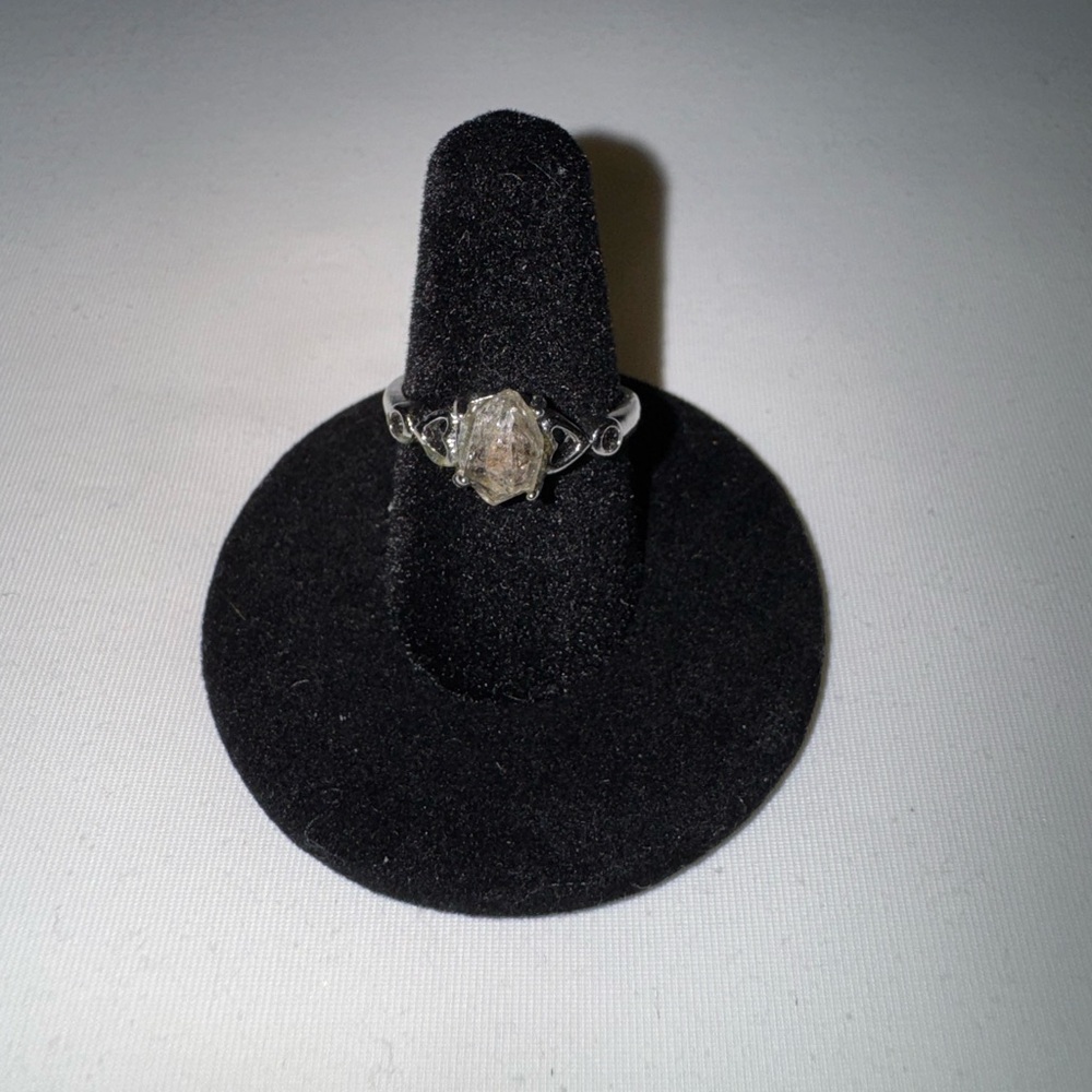🖤Small Herkimer Diamond Ring